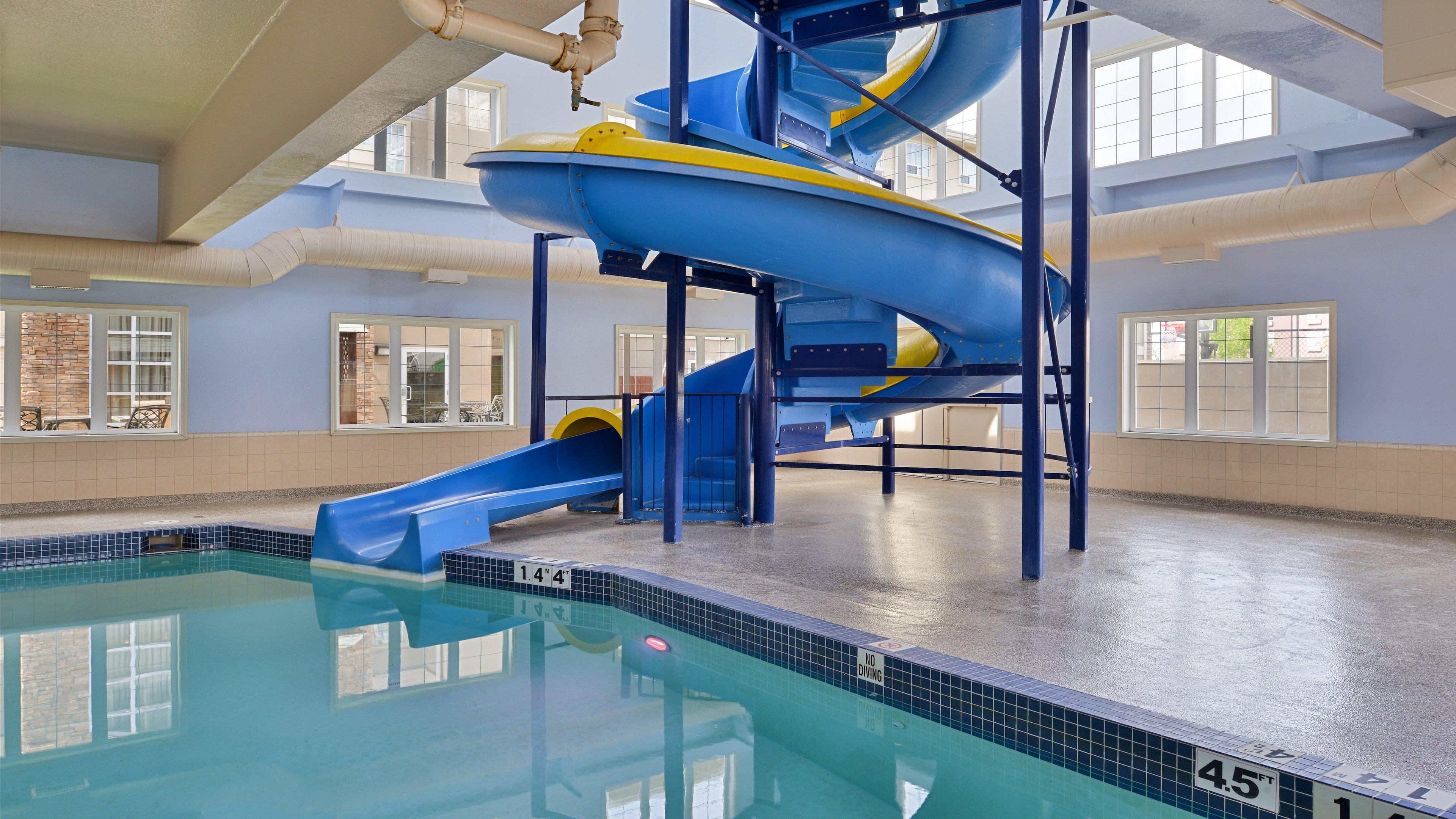 Hotel Staybridge - Airport By Ihg 3*