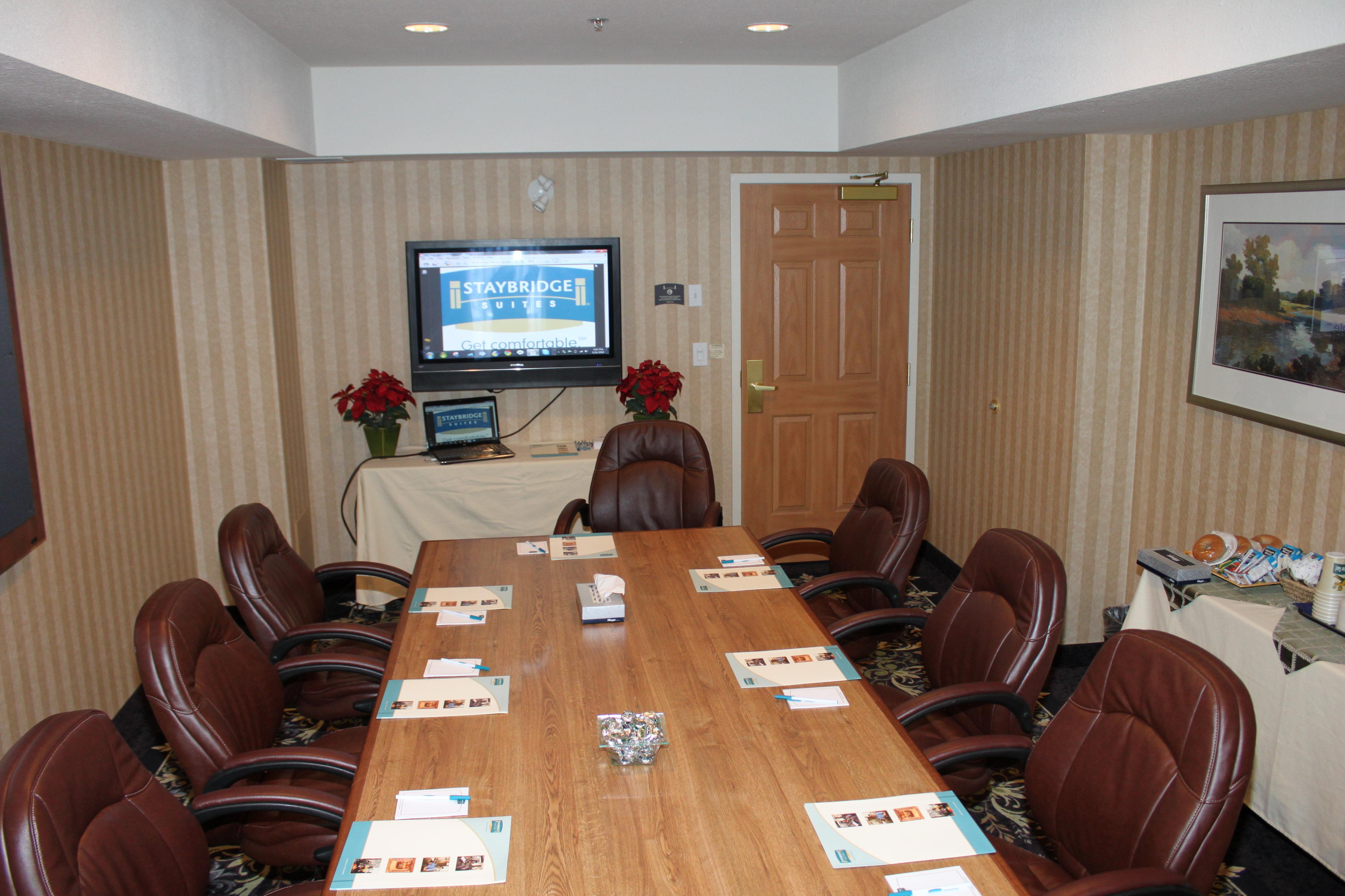 Hotel Staybridge - Airport By Ihg Calgary