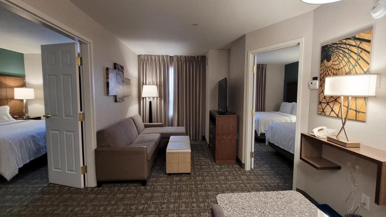 Staybridge - Airport By Ihg Hotel