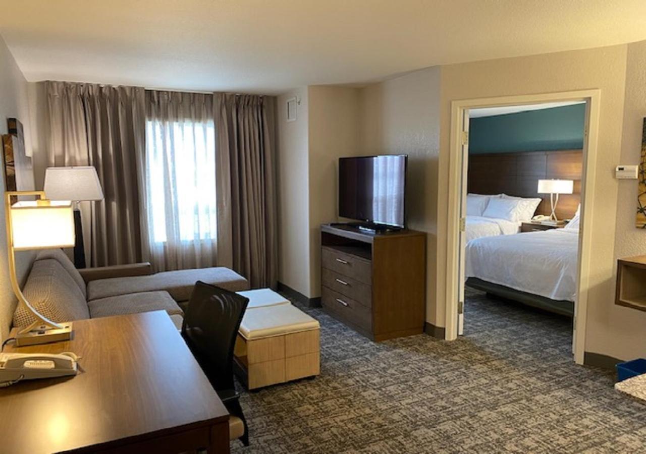 Staybridge - Airport By Ihg